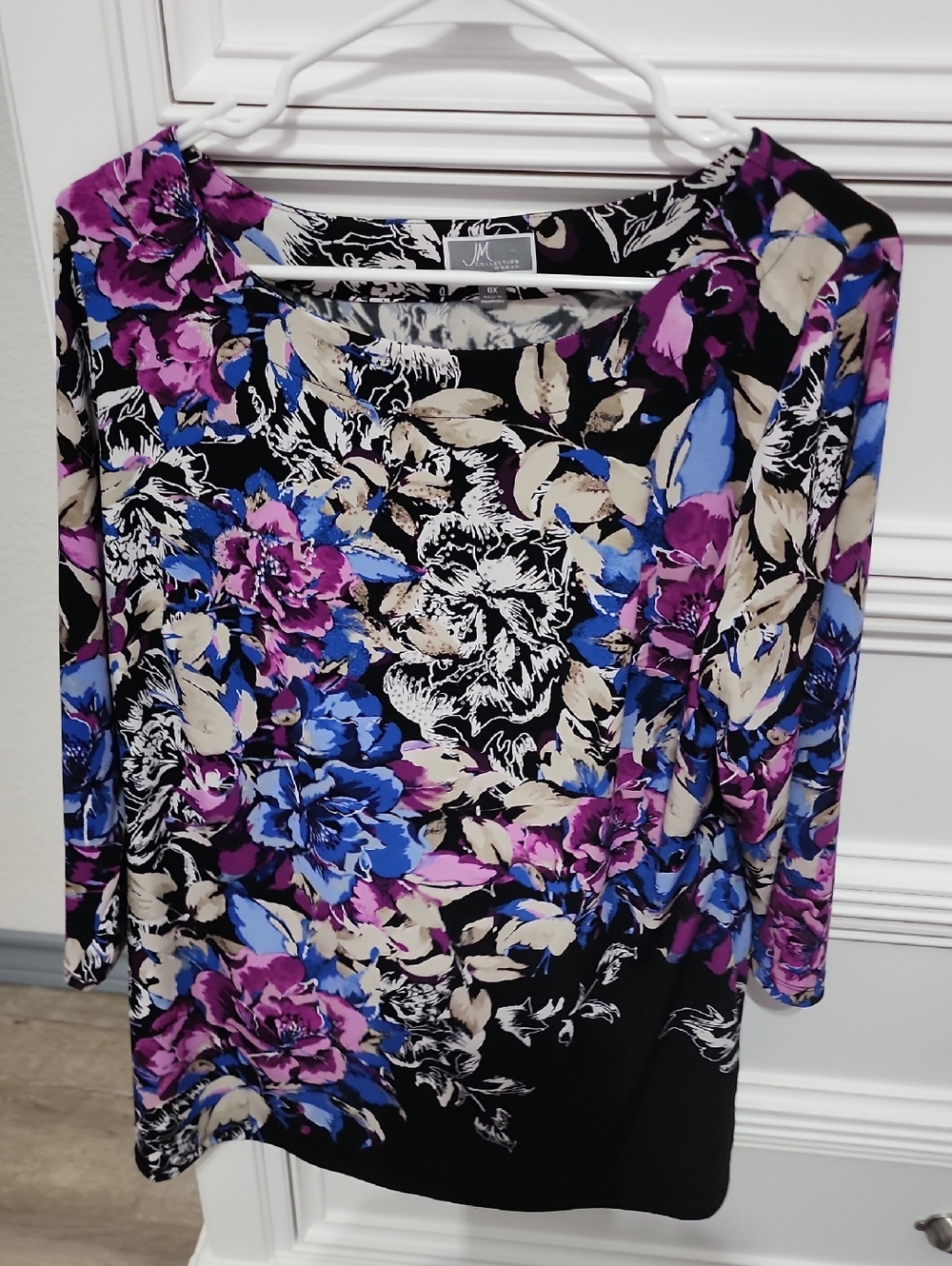 JM Collection Black White Gray Floral Top with Purple Accents